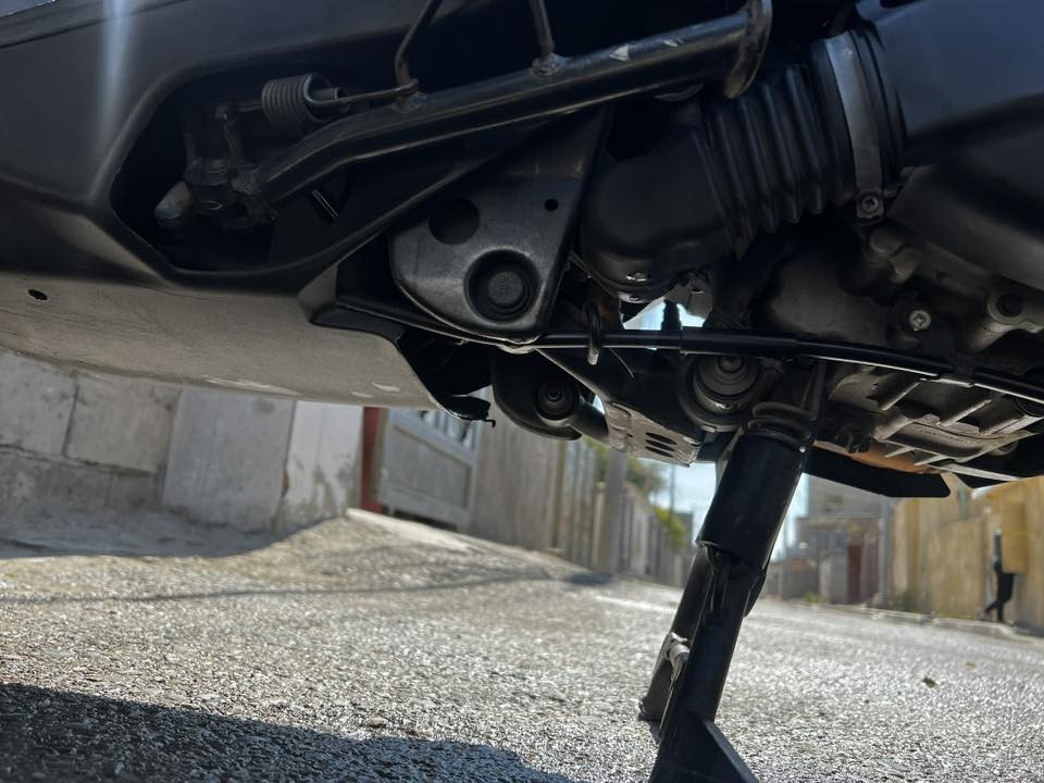 سلام عليكم سكنس جبلي مال رمبه قبل ٢٠يوم ماخذهة دهن احسن دهن بانزين بس محسن بعدهة علا وضعهة مال رمبه ماملعوب بيهة دراجه كلهة بلاديه لا عليهة تزويد ولا اي شي ومو من ذني مال طربكه ونهار كلهة طايره تجي وشوفهة هاذ وضعه رايدهة ١٤٥٠ بيهة مجال بصيط 
 هاذ رقمي ‭٠٧٧٤ ٦٧٣ ٦١٢٥‬ جسر ديالى القديم
