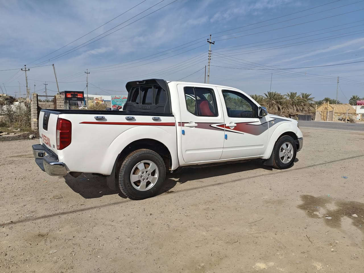 سلام عليكم نيسان نيفاره اللبيع موديل 13 رقم بصره سنويه 30 تبريد شغال عنوان ذي قار سوق شيوخ محور فيفتي كير وتماتيك تحويل ثاني يوم تصال ***********.   ***********
