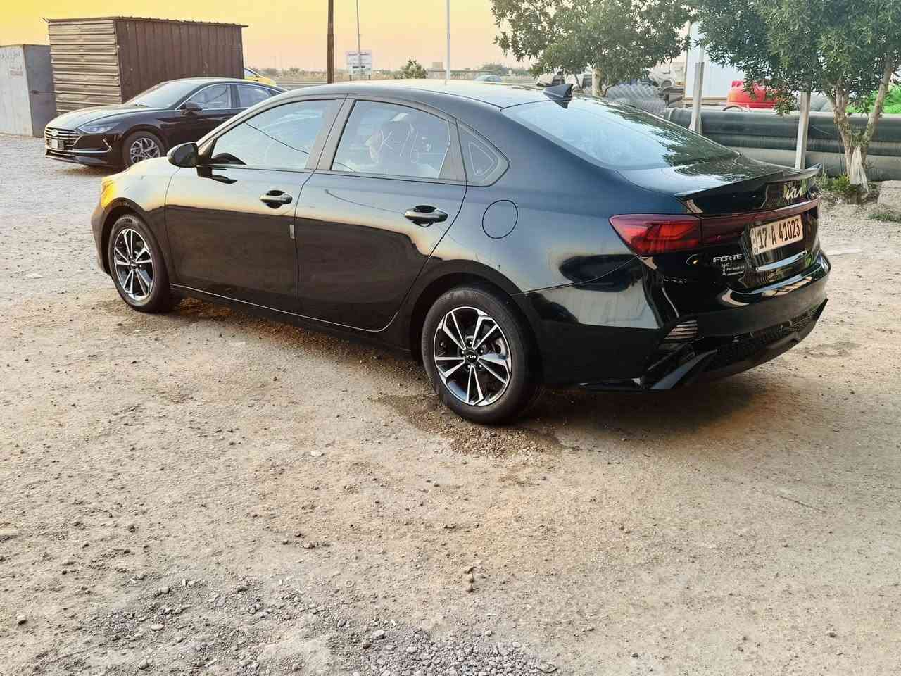 كيا فورتي
موديل 2023 
مرقم مثنى معوقين 
مواصفات نص فول 
ضرر تبديل بنيد فقط 
وجاملغ بارد باقي مكفول 
سعر.  بيع او مرواس 
الأستفسار ***********
