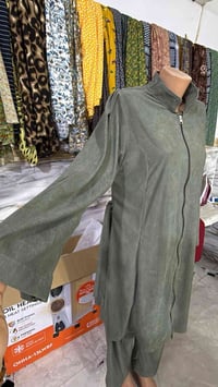 سوت قطعتين • خياطه حسب الطلب • توصيل خانقين