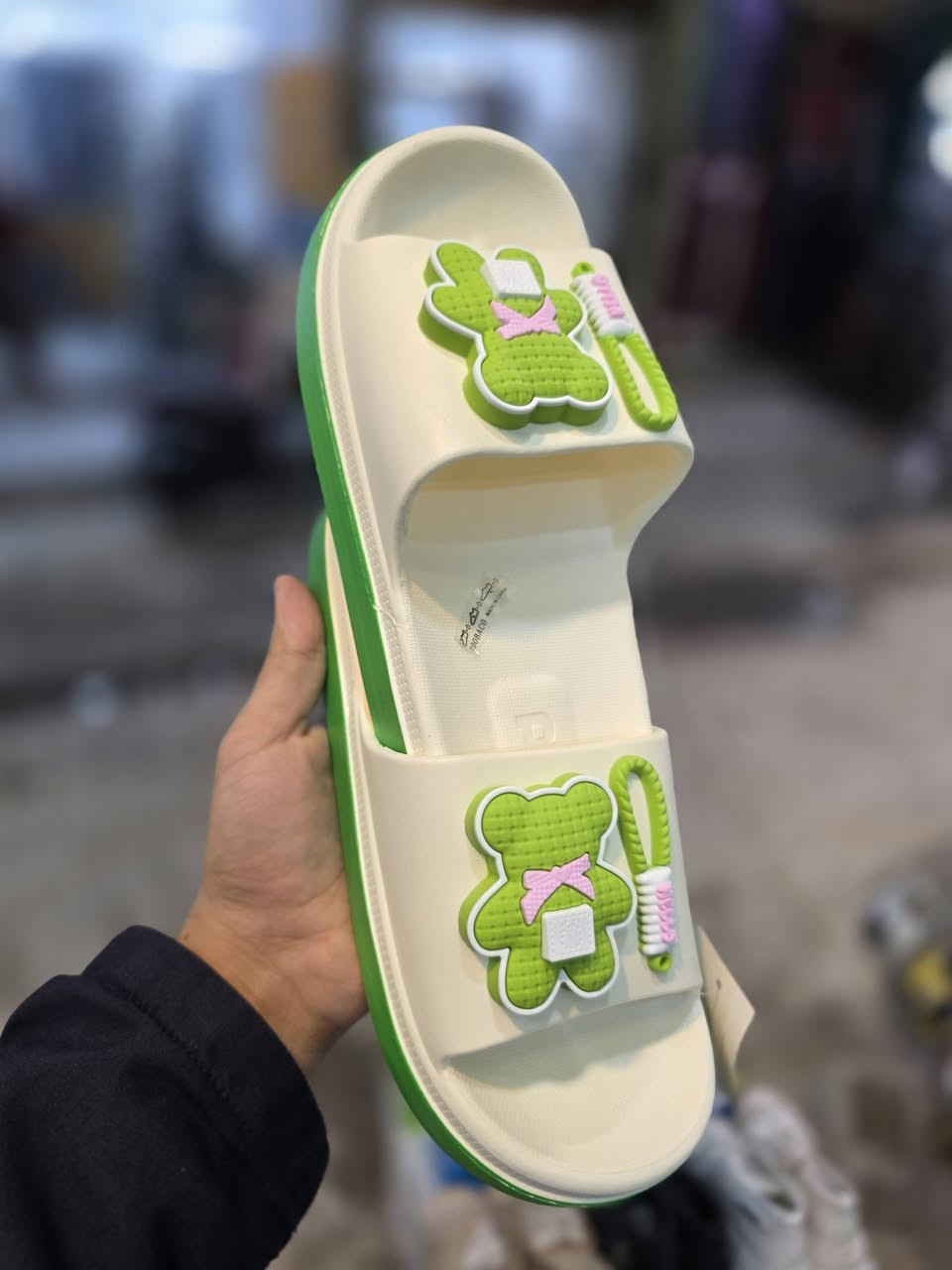 3 الالف فقط ⭐
نعال طبي قياس 36/41


**إذا كنت صاحب هذا الإعلان وتريد حذفه لأي سبب، رجاءا أرسل رسالة إلى الدعم الفني**