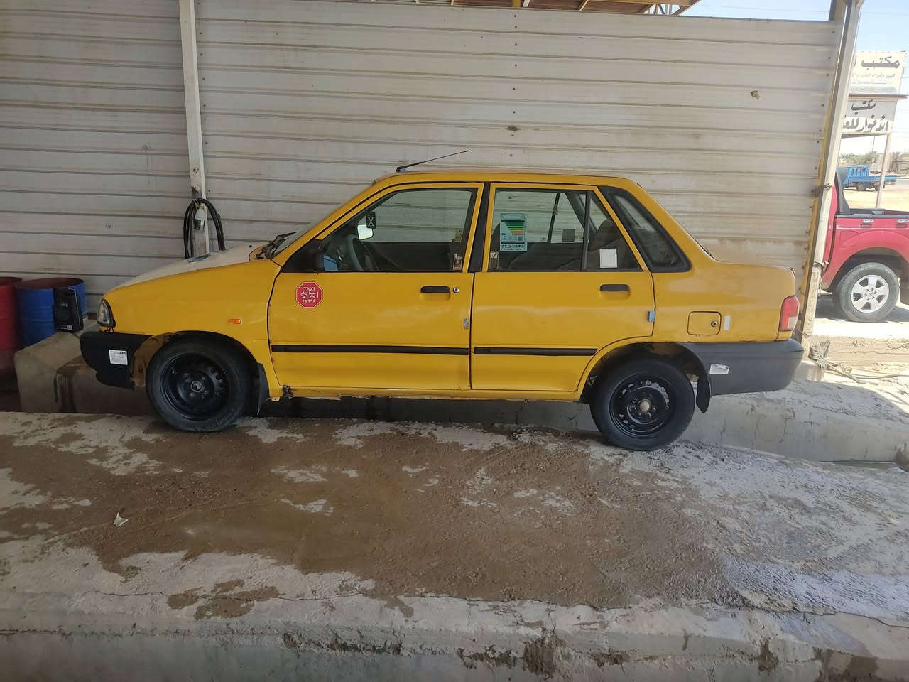 سايبه 12بدون لاظربه ولا صبغ مكينه وكير سنويه وهزه جدد مصفره نقص تبريد بس 21وبيه مجال العنوان بغداد النهروان اتصال فقط ***********
