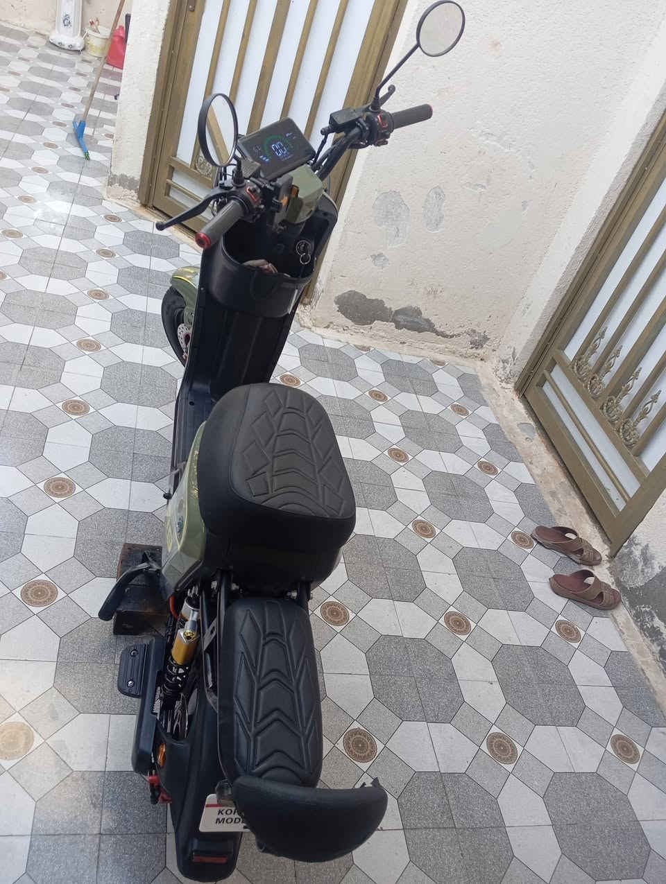 سلام عليكم دراجه R9 للبيع دراجه جديده بمعنه الكلمه
موديل الدراجه 2025 بطاريات 5دبل 32 انبير 
دراجه كهربائيات كله شغاله لايت عالي ناصي بلوثوث نظام سرقه سويج وكارت تايرات جدد دراجه ما نقصه شي سعر 385 مكان البصره ابو الخصيب الاتصال ***********
