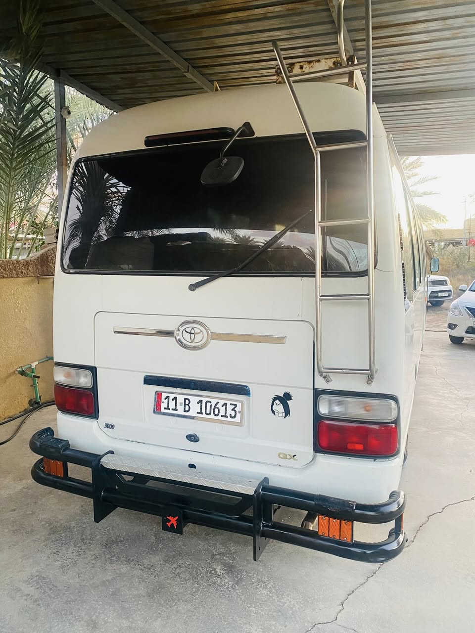 السلام عليكم
كوستر موديل ٢٠٠٧ رقم بغداد دولي سنويه ل ٢٠٣٠ السياره بيه صبغ الازرق توحيد لون وبيه صبغ ب البجم سياره حلوه وجاهزه مكينه وكير ويل ناصي الاكسل بي ونه ب٨٠  وتروح السعر ٢١٥ مكان السياره بابل ***********
