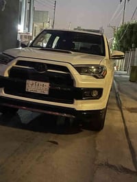 تويوتا فور رنر لمتد ٢٠٢٢ ابيض صدفي لؤلؤي   ٧ راكب  المواصفات : —————- ...