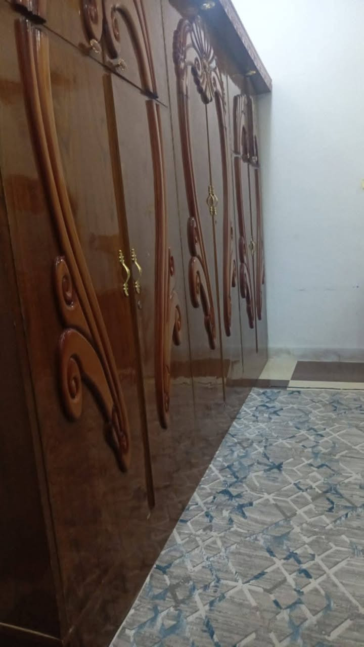 للبيع 
غرفه نوم سوكي سعر ٦٠٠
جربايه مال طفل سعر ٨٠ 
وبيه مجال ع خاص 
رمادي 5كيلو
*********** للاستفسار
