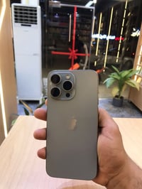 آيفون 15Promax بطاريه ٩٠ نضافه فول كارتون مو جود للستفسارتصال077060810...