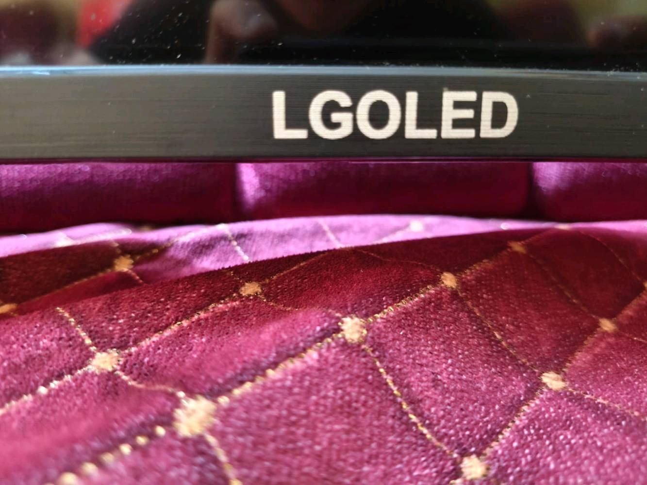 شاشه LGOLED حجم 55 للبيع السعر 50 تعال وبيها مجال  مكسورة المكان بغداد العبيدي الرئاسة 
للتواصل
***********