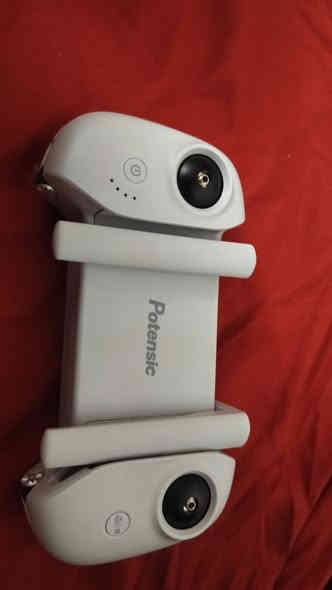 السلام عليكم
درون بوتن سنك .اتوم 
للبيع .
مواصفات
3بطاريات 
شاحن خاص
تخم ريش
جي بي اس
رجوع ذاتي لتفس النقطه
حساسات وقوع 
المدى 4 كيلو
ارتفاع 800 متر
مدة الطيران 28 دقيقه 
ثلاث وضعيات قياده 
كامره كومبو فور كي HD
تتبع اشخاص او سيارات 
معالج رياح ثبات خرافي 
هواي بيها مواصفات 
السعر 350
المكان ذي قار قضاء النصر ماكو توصيل الي يريدها يجي ويطيرها ويشوفعا بعينه
رقم ***********
