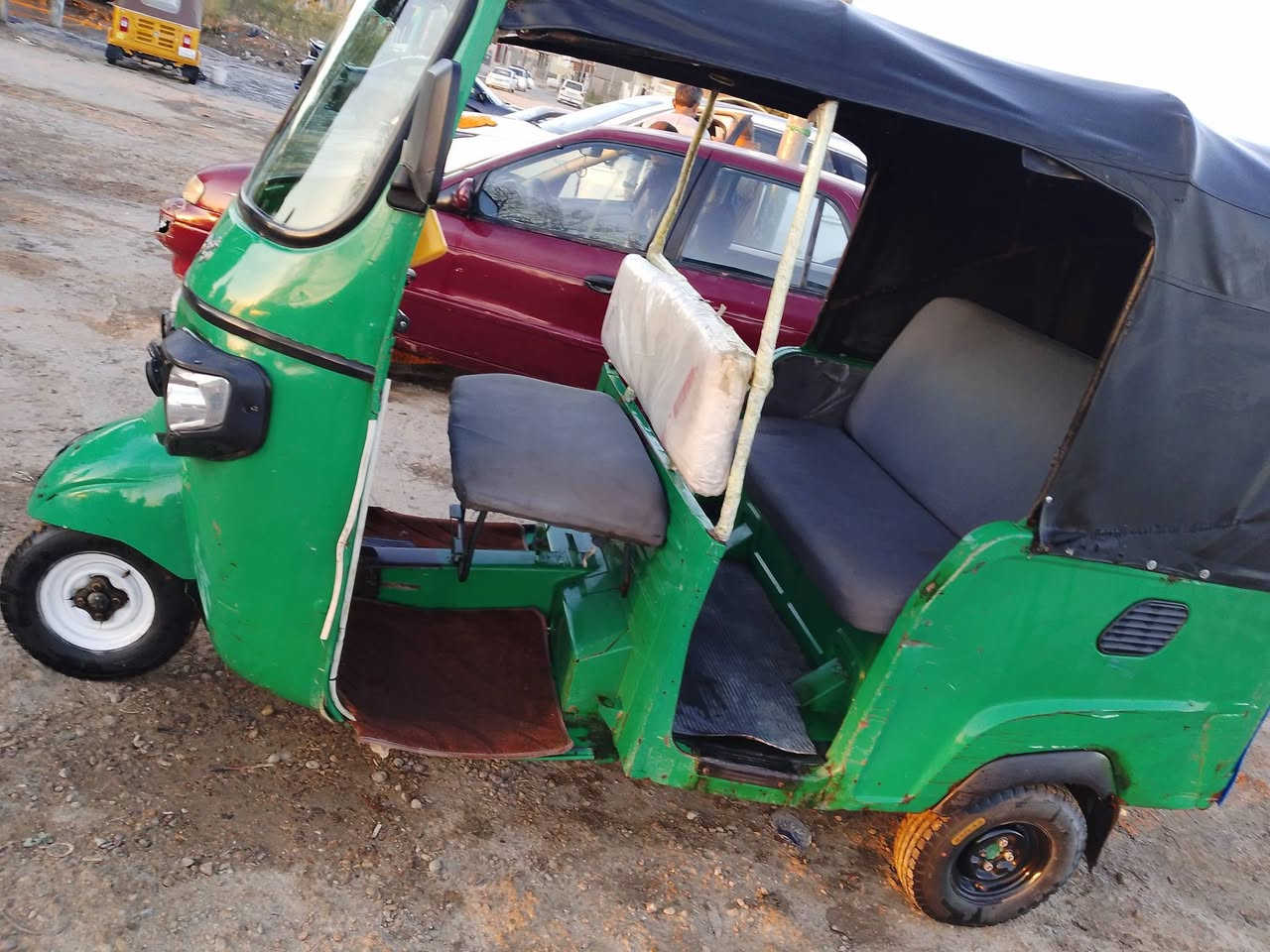 يالله تكتك بياجو موديل 19 اوراق اصولي كامله نقص  كلجات فقط العنوان بابل الحصوه سعرها مليون و800 وبيها مجال للستفسار ***********
