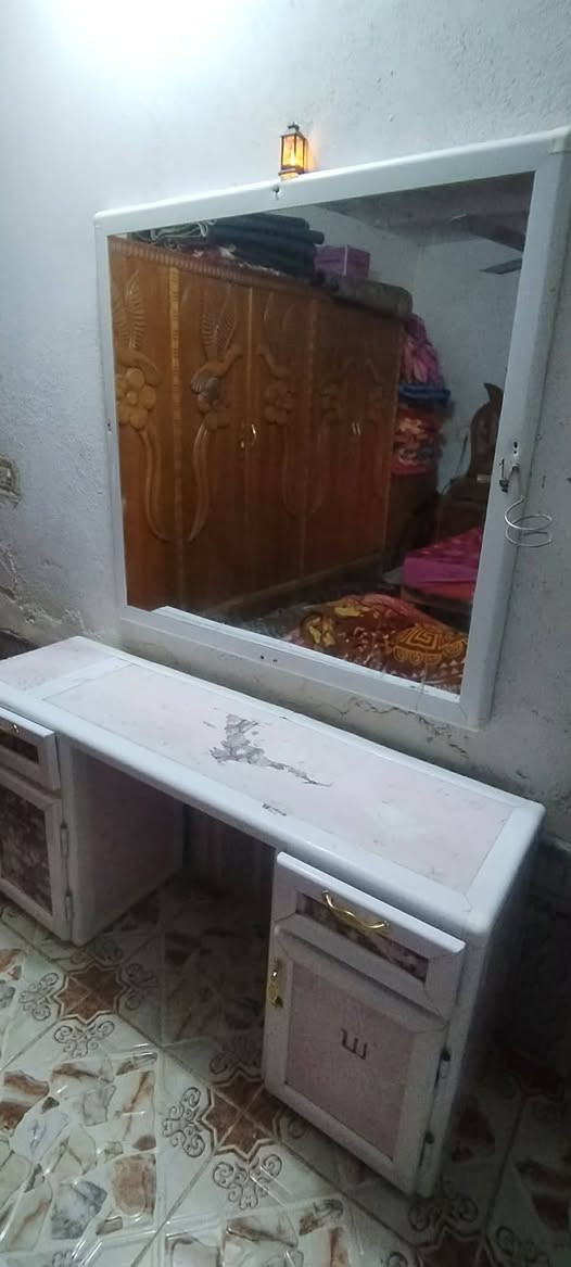 ميز حلاقه ب90 💈 الألمنيوم نضيف متر ونص والمرايه اكثر من متر
سكمته 350 الف بس مستعجل ع البيع


**إذا كنت صاحب هذا الإعلان وتريد حذفه لأي سبب، رجاءا أرسل رسالة إلى الدعم الفني**