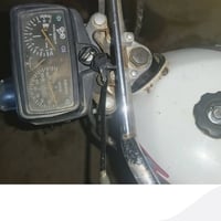 أوراق • للبيع • بيها مجال