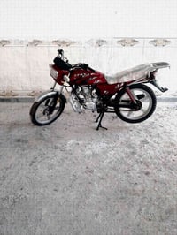 فيوم للبيع موديل ٢٠١٢اوراق اصولي محرك مامفتوح نكرة سلف  كهربائيات شغال...