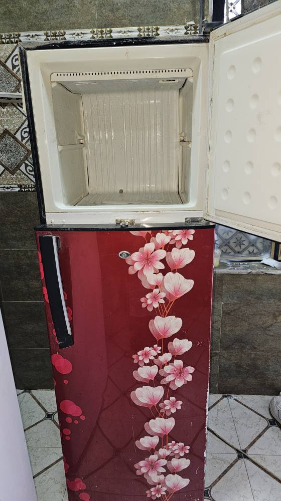 ثلاجة للبيع حجم ١٤ قدم عل فحص شرط تجميده والتبريد فول سعره ١٢٠ اوبيه مجال النجف, العراق


**إذا كنت صاحب هذا الإعلان وتريد حذفه لأي سبب، رجاءا أرسل رسالة إلى الدعم الفني**