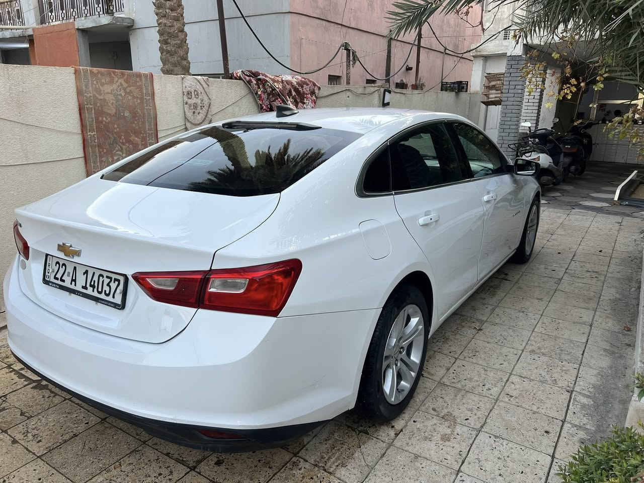 شوفرليت ماليبو موديل 2017 حادث السيارة جاملغ وباب مرفق مع الصور وبيهة طخات بسيطة صلحتهن وصبغتهن هم مع الصور قبل لاصبغهن سيارة كير AT جاهزه كير مكينه تخم تاير تدفئه تبريد ماشيه 178 كيلو متر  مواصفات LT رقم اربيل مكان السيارة واسط ااكوت مركز المدينة السعر 85 وبيهة مجال ***********
