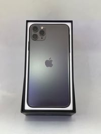 11 برو ماكس ذاكرة 256 بطارية 79 جهاز شرق اوسط ممفتوح ولا مرفوع ولاشي ك...