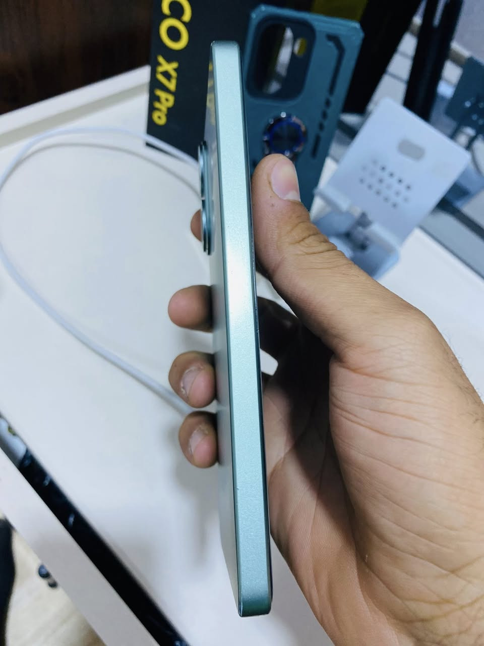 بوكو اكس سبعة برو PUCO X7 pro
جهاز لون تيتانيوم نظافة فول كارتونة كفر مدرع وشاحنة 90 واط اغراضة كاملة ذاكرة 512 ببجي 120 فريم الجهاز مشتري جديد قبل فترة بـ 530 الف وهسه اريد ابيعة لان متعود على الايفون سعرة 400 الف قفل  شراي اتصل او خاص ***********
