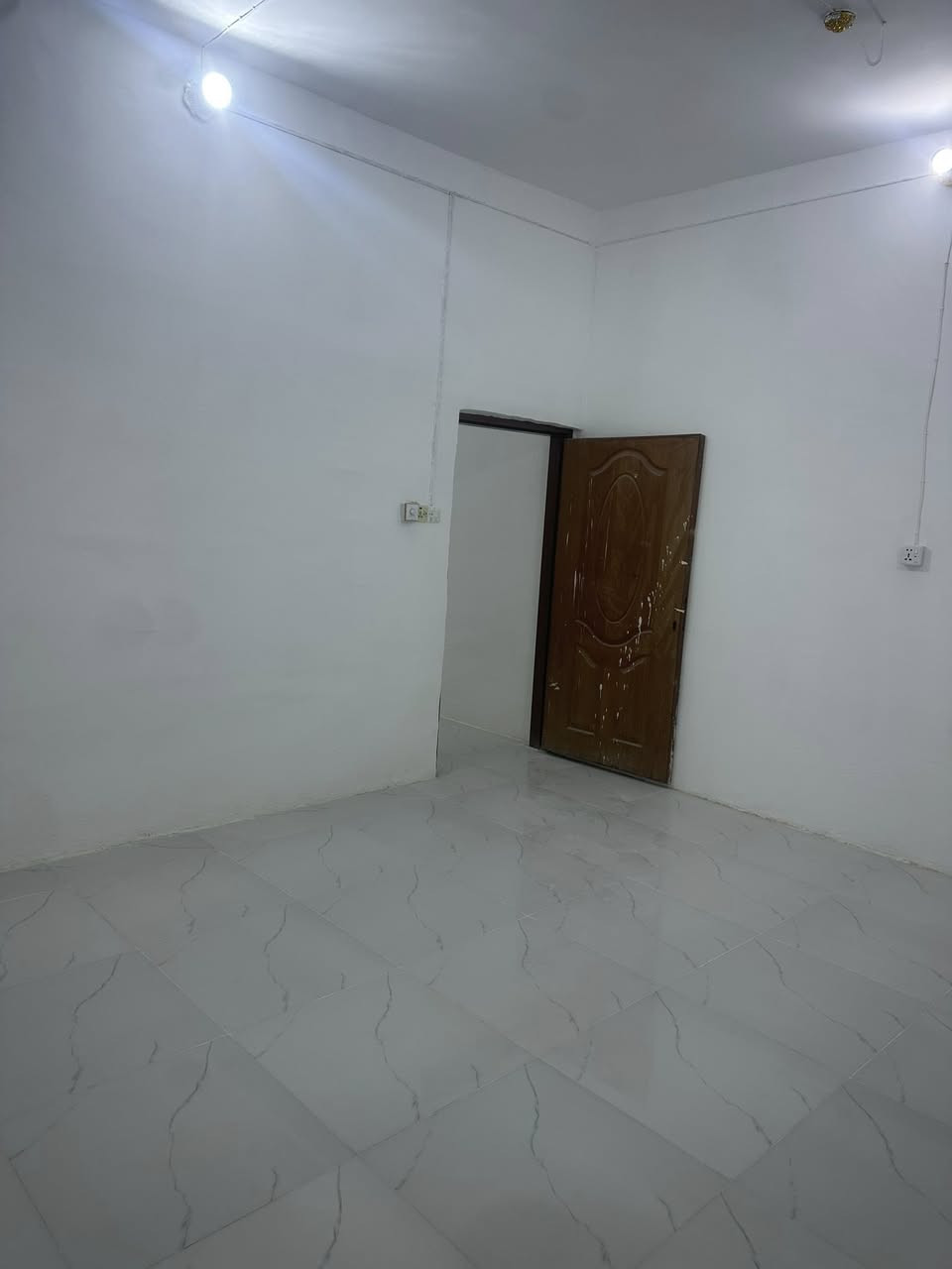 ‏يا الله بيت للبيع طابو ‏صرف نجف حي ميسان

‏المساحة.  55 متر  قطاع. 24  قرب شارع 60

‏ صب كون كريت. طابقين   الطابق الأول

‏مطبخ    صالة    صحيات  الطابق الثاني

‏غرفة   صالة   صحيات   سطح  السعر   66. مليون

‏وبي مجال 
"""""""""""""""""""""""""""""""""""""""""""""""""""
         ‏مراجعة مكتب أبو حوراء الحسناوي للعقار 

‏الاتصال على الأرقام   ***********  و *********** 

   ‏عنوان المكتب نجف حي ميسان شارع الكات مقابيل سوق الأخير 

            ‏ مكتب    ‏أبو حوراء الحسناوي ‏للعقار 
"""""""""""""""""""""""""""""""""""""""""""""""""""￼￼
