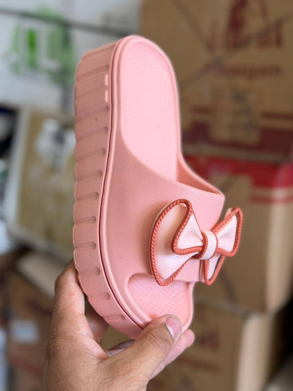 {إِنَّ هَٰذَا لَرِزْقُنَا مَا لَهُ مِن نَّفَادٍ}
للتواصل على وتساب
***********
سافت نسائي طبي 
سعر الزوج 2500
سعر الكارتون 45الف 
تعبئة الكارتون 18زوج القياسات 37-41
