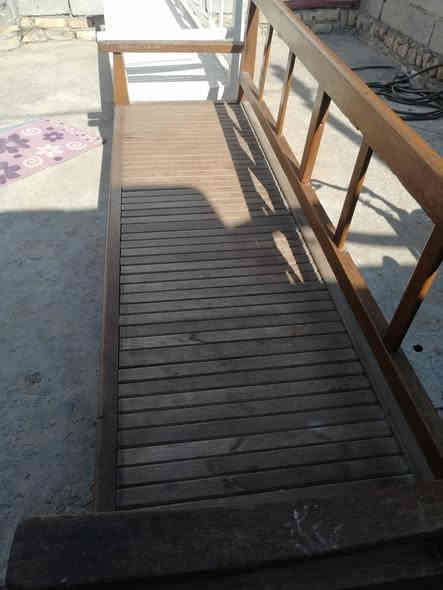 السلام عليكم ورحمة الله 
قنفات جاوي ثقيل للبيع
نظيفات حيل 
الوحدة ٤٠ الف 
***********
*********** 
ابو علي النجار
