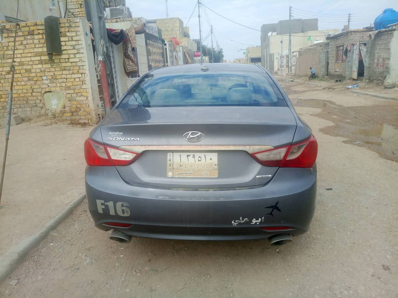 سوناتا للبيع موديل 11 سونار موجود بصور سياره جديده كير محرك تخم تايرات مكان السياره العماره ‏‪***********‬‏
