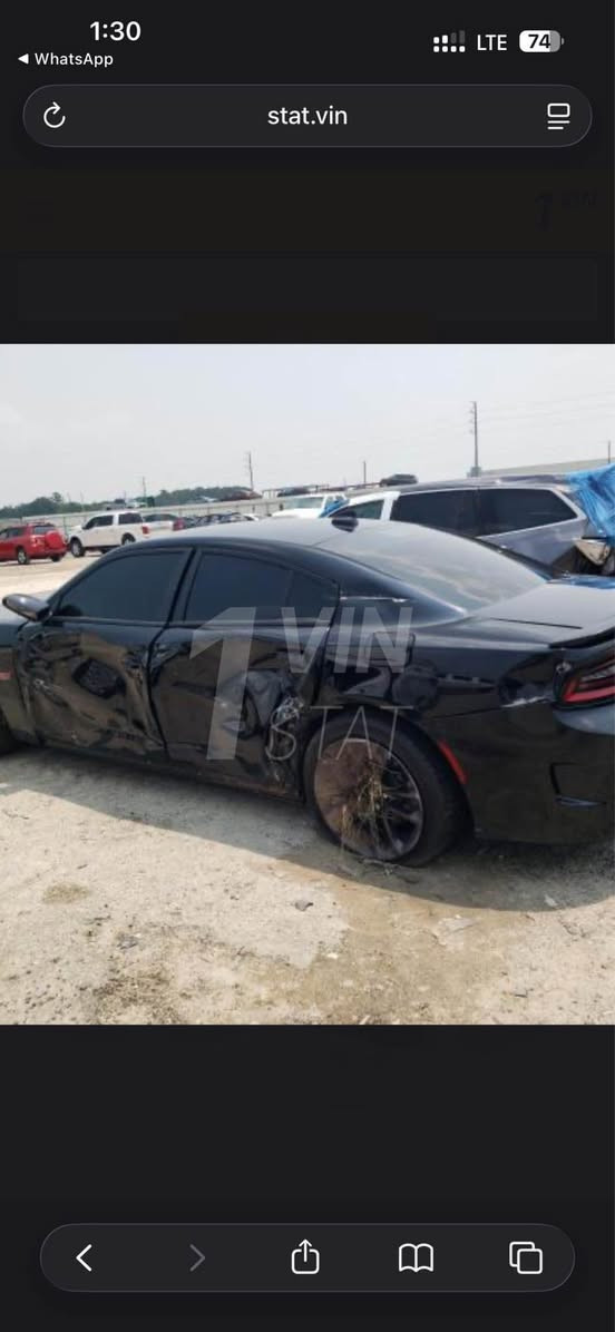 السلام عليكم 
Dodge charger scat pack 2022
ماشية 17mi
لون اسود 
رقم بغداد مميز مشروع وطني 
مواصفات السكات العادية 

شاشة جبيرة
مقاعد حظن (مقعد السائق كهرباء) 
تدفئة مقاعد امامية
ستيرن تدفئة
تحكمات الSRT كاملة بلشاشة 
كامرة دوارة 
حساسات خلفية 
تدفئة بلمري الجانبية 

السيارة على وضع الوكالة 
عليهة oil catch can فقط 
صور الحادث والسيارة والسونار موجودات بلبوست 
والمبدلات بيهة فقط البابين 
السعر 24,500$ وبيهة مجال للشراي 
مكان السيارة بلبصرة
ما متواجد بلفيس 
واتساب او اتصال ***********
كلشي مذكور يمك اذا تفيدك وتخدمك اتصل وتدلل
السيارة حلوة ونشطة بعد ما يحتاج شرح شنو السكات 🚀 البصرة, العراق
