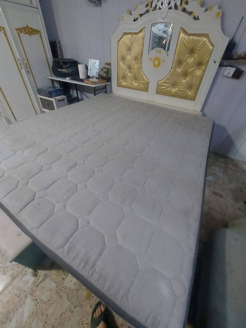 للبيع السعر 250 كنتور 6 ابواب وجربايه عنوان بغداد ساحه الحمزه


**إذا كنت صاحب هذا الإعلان وتريد حذفه لأي سبب، رجاءا أرسل رسالة إلى الدعم الفني**