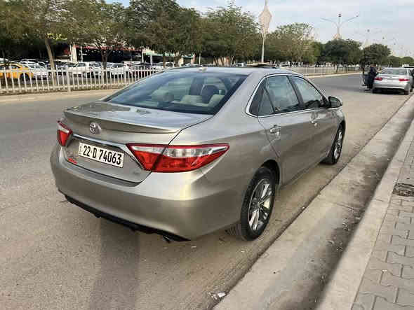 السلام عليكم اخوان /   كامريSE  امريكي موديل2016 لون ذهبي رقم اربيل  بطاقة بانزين موجودالسيارة سنويه بأسمي شرط تحويل  السيارة بدون صبخ فقط تعديل بارد محرك نظيف وكير شرط السيارة
مكانها محافظة كركوك 
السعر ب 168بي مجال للشراي 
رقم موبايل ***********
