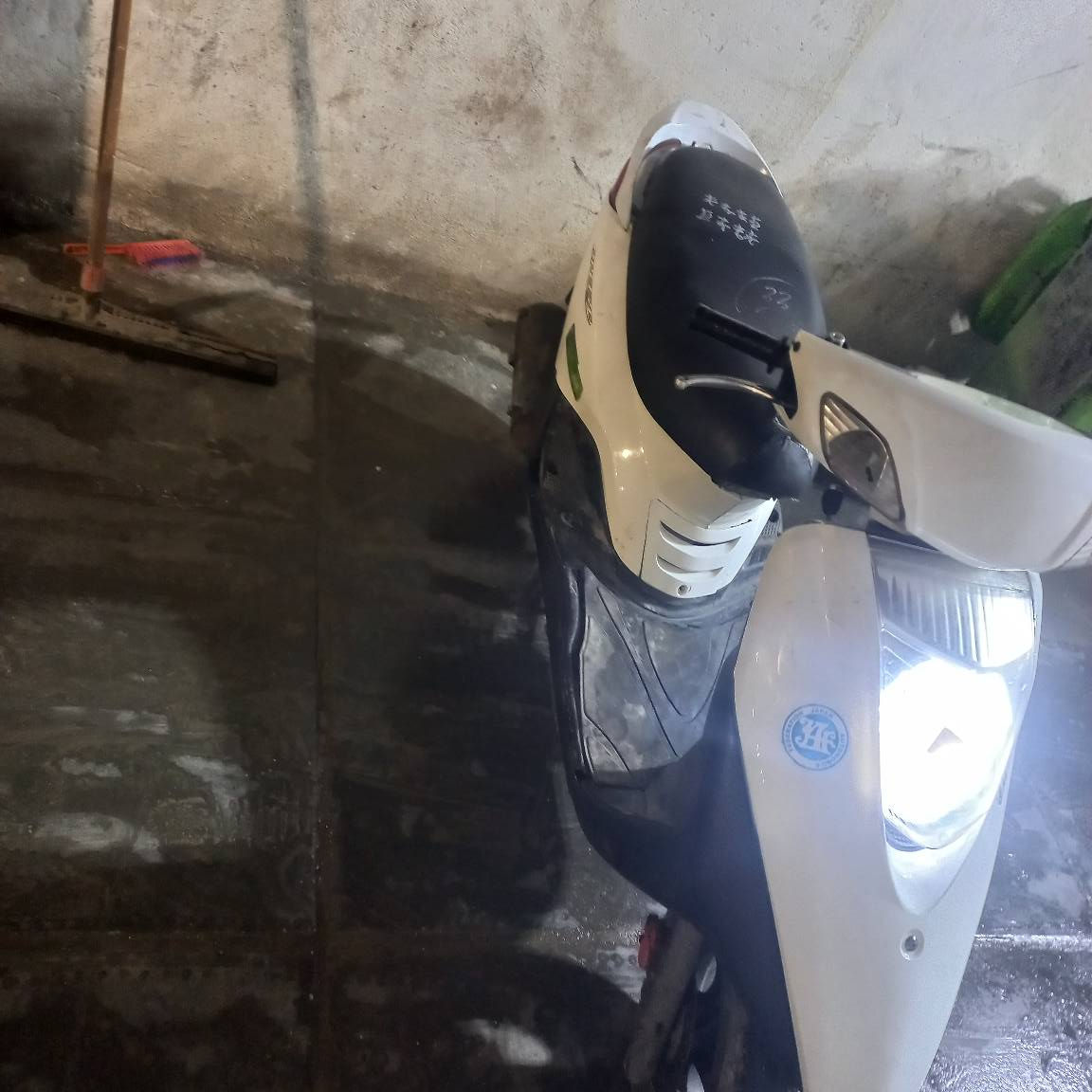 دراجة بريز نضيفة مكينة ناعمة تخبل  كهربايات كلهة شغالة نكرة سلف بكل وقت سعرهة ٤٥٠  مكانهة جميلة  
ي ستفسار *********** بغداد, العراق
