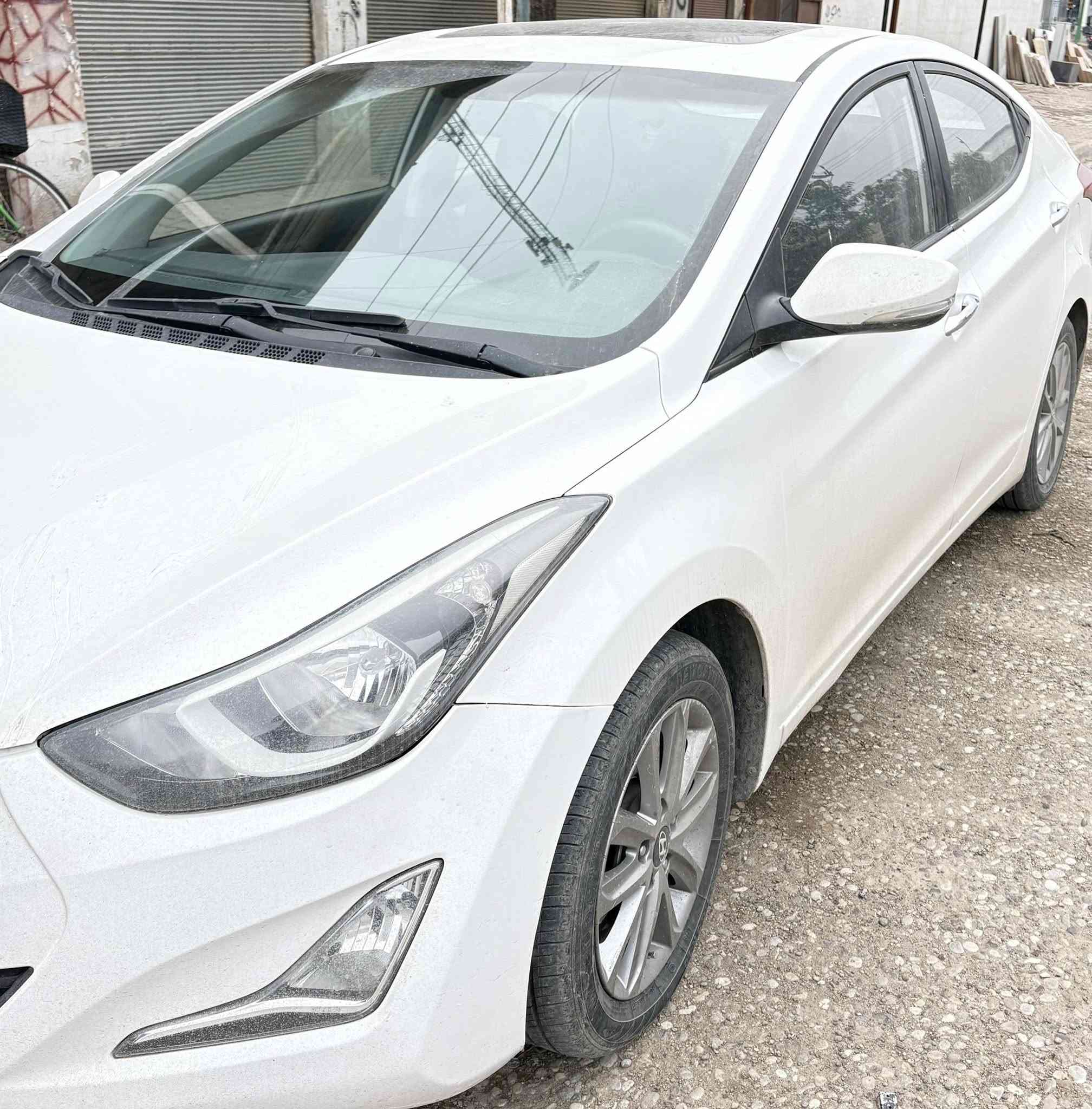 سلام عليكم
النترا خليجي 2015 

بدون صبغ مكانين تعديل بارد 

ماشي 160 الف كيلو 

سعر 132 

***********
