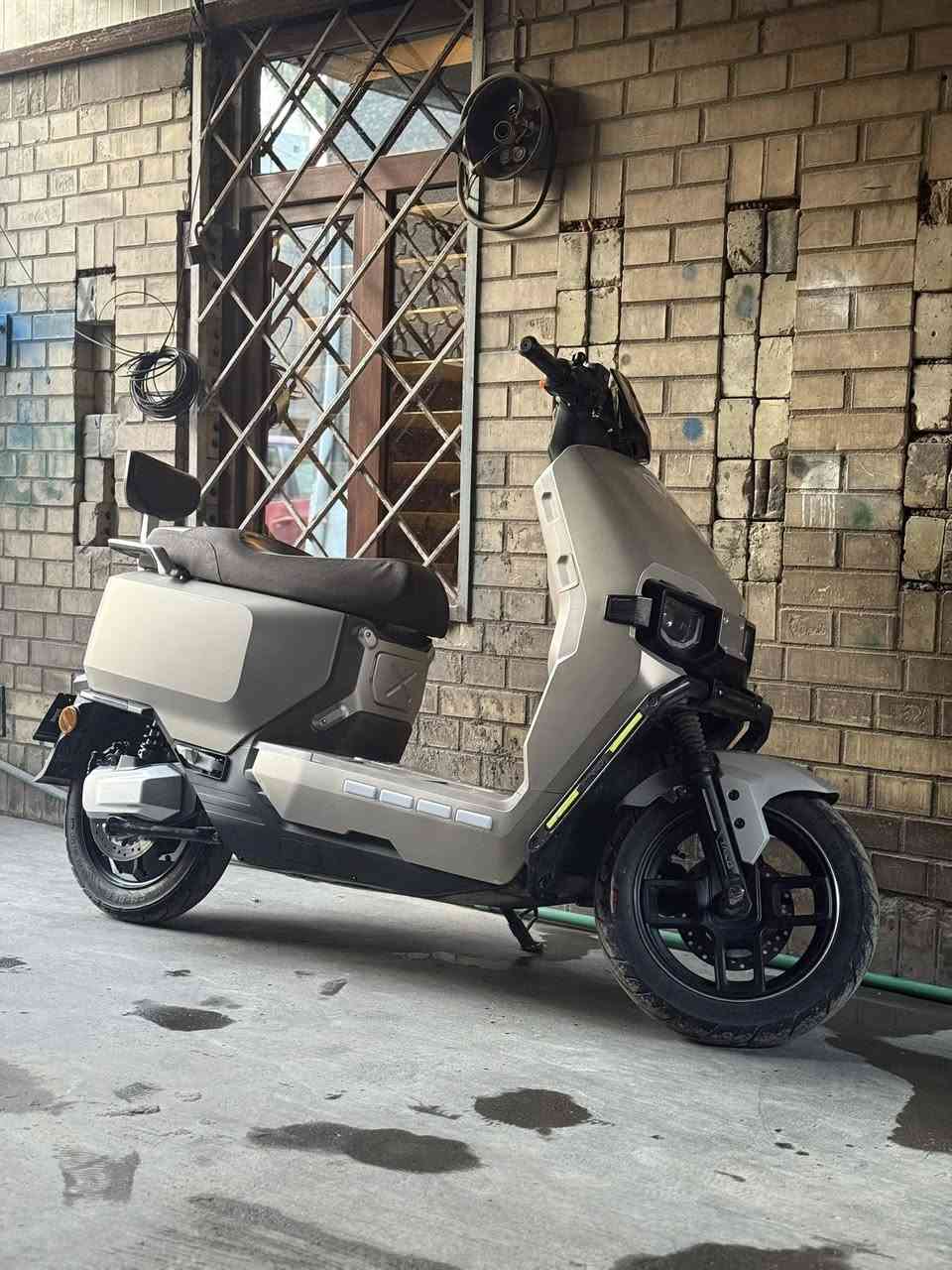 السلام عليكم دراجه شحن TAILG وليس ريان
ست بطاريات
ملف 2000 حقيقي
سرعه 90 حقيقي
دراجه تخبل تجي تشوف بعينك
السعر 1350 او بيه مجال للشرايه او مراوس بدراجه بانزين حسب القناعه
الي يكولون شدعوه لتطبلي رقمي للاستفسار ***********
