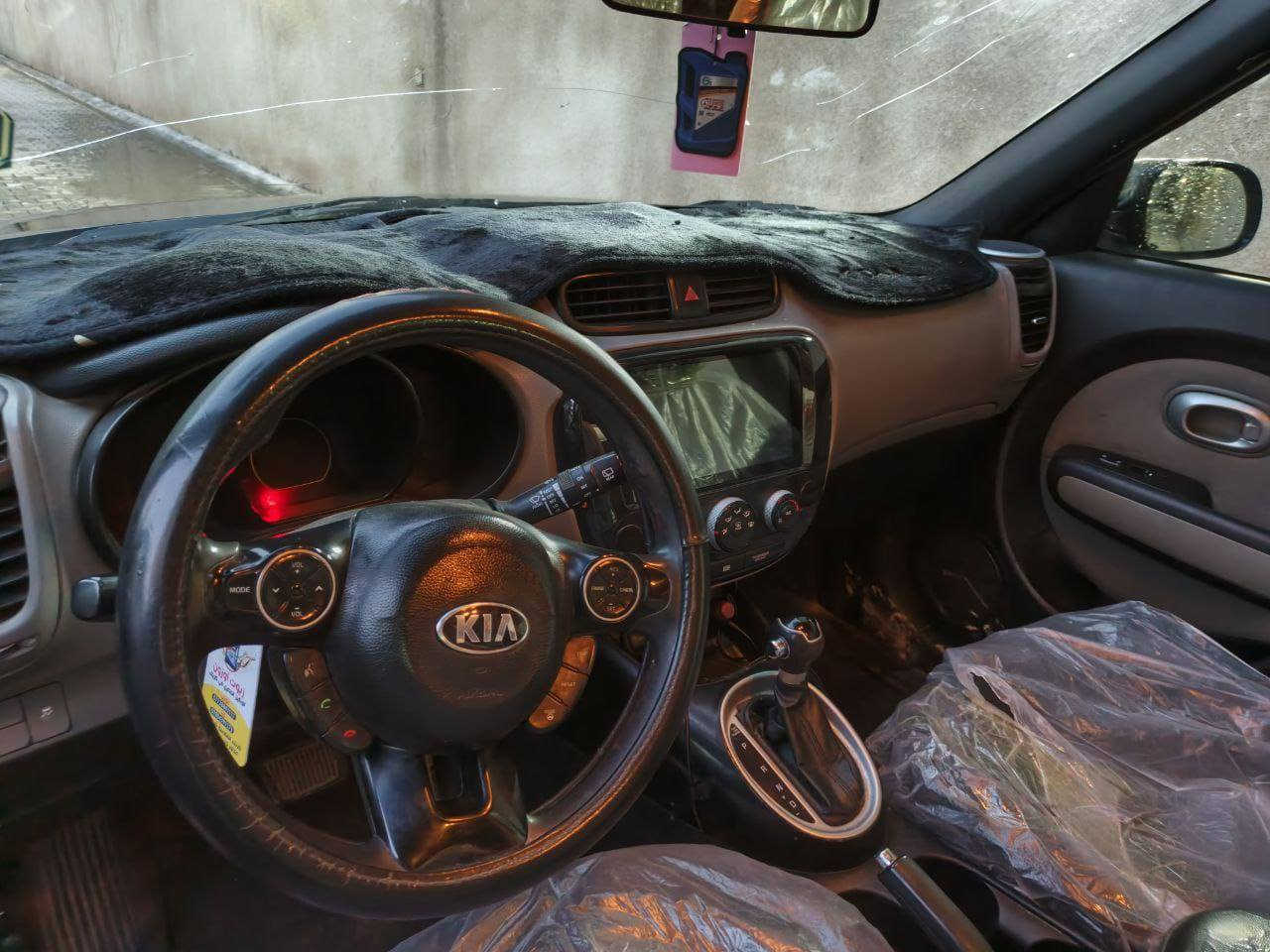 كيا صول وارد امريكي مكينه1600 جي دي اي 
رقم بابل 
سنويه نافذه صارله شهرين
حادث امريكا امامي 
مبدل جاملغ وبنيد
مكان السياره كربلاء حولي100
السعر110 
***********
