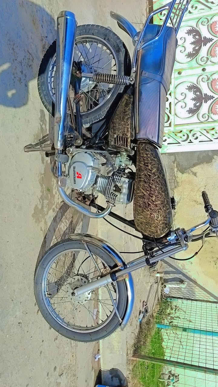 السلام عليكم 
 دراجه  للبيع 4كير رابيدو موديل 18 اوراق اصولي درجه ايراني البوري الرفيع النضافه مثل ماموضح بلصوره السعر 450 وبيها مجال  حك الجيه 
عنواني كربلاء حي العسكري  

***********
