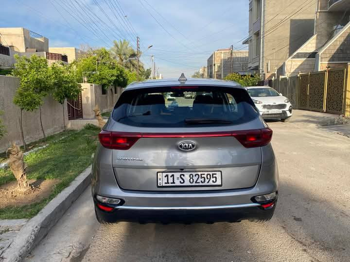 كيا اسبورتج موديل ٢٢
 نص مواصفات  ليبل واحد 
تحكم تحديد مسار رادار سرعه نضام ايكو نضام اسبورت كامره بيه ٣ قطع بدون داخل سونار موجود ..الاستفسار *********** مكاني الصويره
