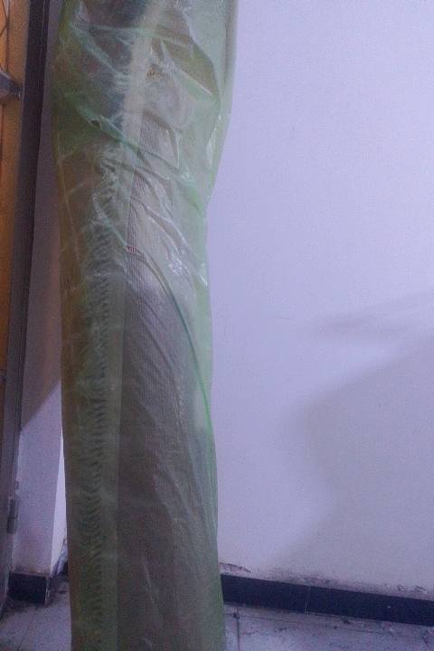 زولية 3*4 نظيفة ومغسولة غسل كامل 
العنوان : بغداد: البياع ش10 قرب دائرة الكهرباء 
الرقم :***********