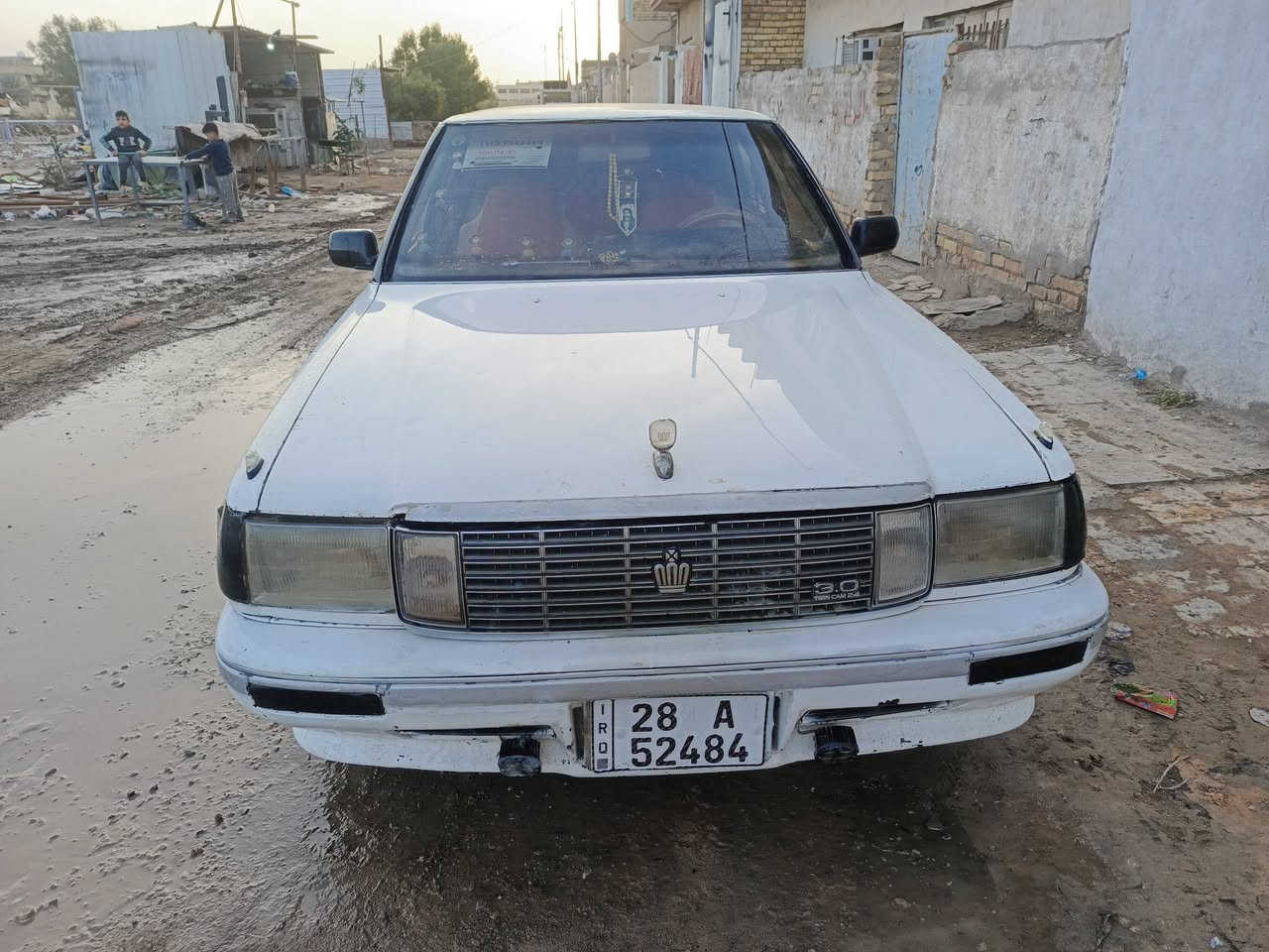 السلام عليكم كراون هارتوب للبيع موديل 1991 باتري جديد وتخم تاير جديد كهربائيات شغاله حداديه اماميه جديده سياره مكفوله من الگص ونقل جثه رقمهه نجف دولي بأسمي تحويل ثاني يوم السياره عايزهه ترتيبات بسيطه مكاني واسط شهداء للاستفسار اتصل ***********
