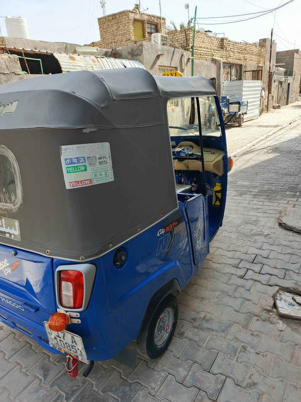 السلام عليكم تكتك بياجو موديل 22 للبيع رقم وسنويه بأسمي تحويل مباشر تكتك على وضع الشركه مال بيت نضيفه كلش مكاني سماوه مركز المدينه السعر 5و300الاتصال***********
