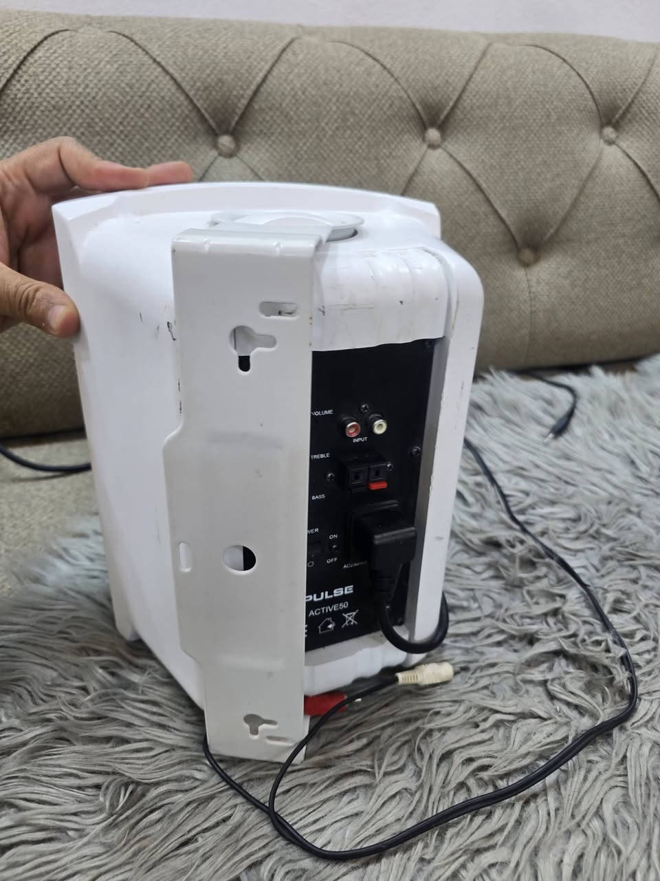 سماعه. مضخم. صوت. شغاله. باله. اوربي  السعر.   ١٠٠  الف  بيه. اوكس. وتضيف سماعه. ثانيه. مناه وجاي مواكب. بيه حماله. تتعلك. بجدار.  كهربائيه.


**إذا كنت صاحب هذا الإعلان وتريد حذفه لأي سبب، رجاءا أرسل رسالة إلى الدعم الفني**