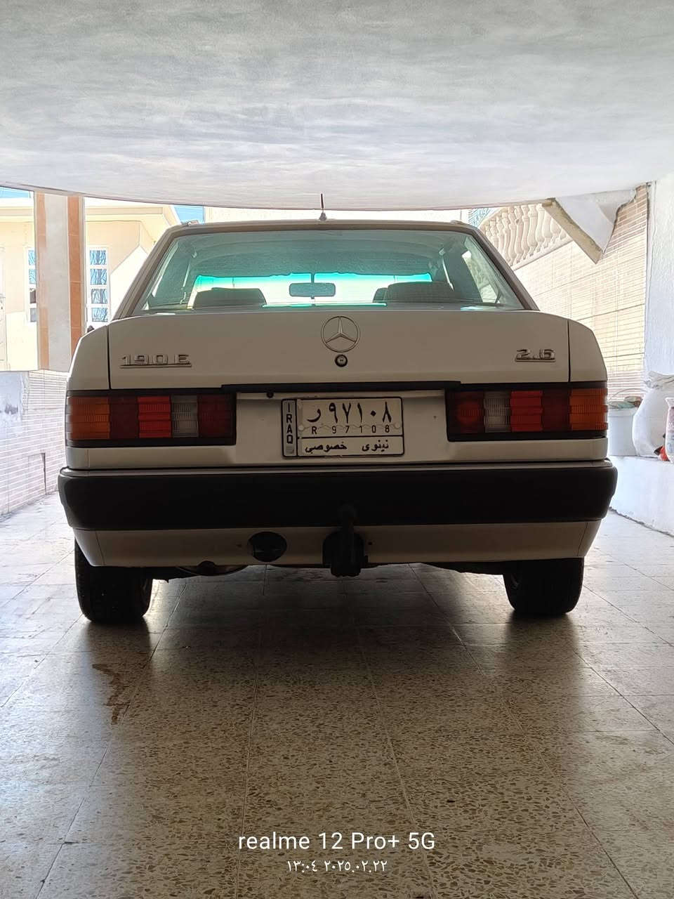 مارسيدس190
موديل 1993
حجم 260 6سلندر بلادي
صبغ جماليه فقط
وضع شركه كابون بانزين 
سياره وضع بلادي 
فول توماتيك 
تبريد ثلج
محرك بيه نفخ والباقي كدام العين 
السعر 65 وبيها مجال
غير متواجد ع الفيس 
رقم صاحب السياره
*********** اسيا
*********** كورك
