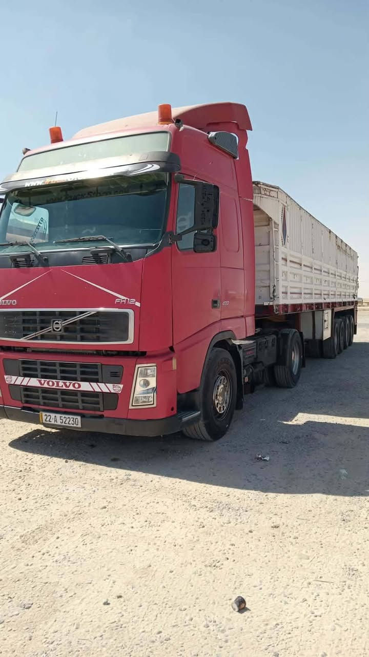 فالفو موديل. 2005 رقم اربيل
سنويه 27
مكينه 420
كير 3-3
قماره بلاديه شاصي بلادي - تخم تاير. محرك بخار خفيف بدون تنفيس
بس الراس للبيع بدون عربانه
السعر 165 وبي مجال غير متواجد علفيس
*********** اللاتصال علرقم
