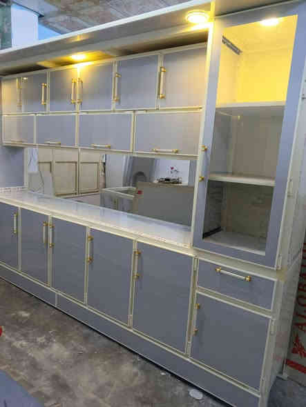 كاونترات. ديكور حسب طلب يرهم مراوس اسعار يختلف حسب موديل نشتغل كافه موديلات والوان مختلفه عنوان التأميم 8 شباط مقابل تانكي ام عمار بصف راشي رشيد
*********** عرووض نار🔥🔥🔥🔥 استغلوا فرصه
