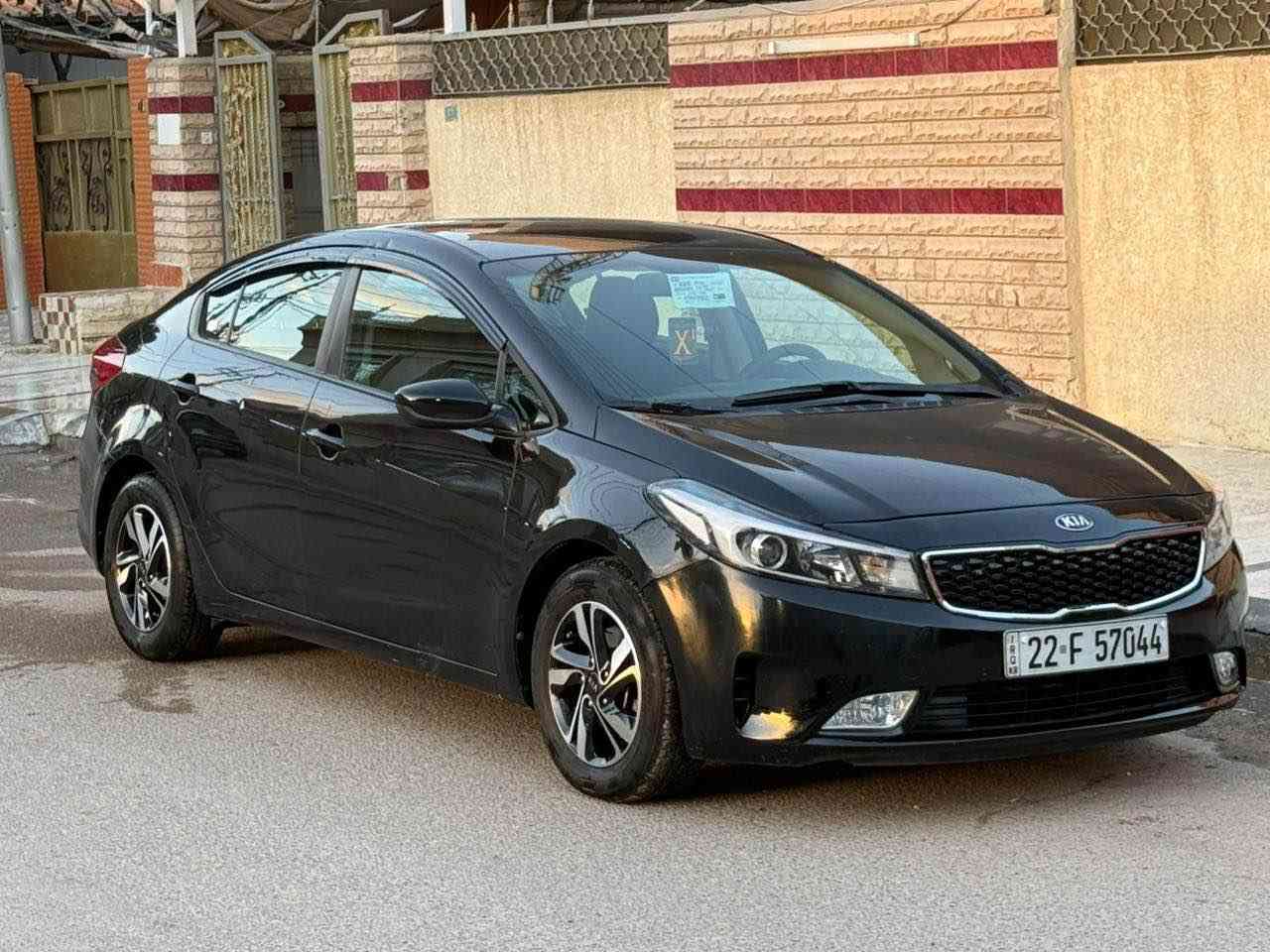 السلام عليكم 
فورتي موديل 17
وارد امريكي حادثهه جاملغ وبنيد 
وبل عراق باب 
السياره جاهزه 
السعر 105
مكاني الدوره 
*********** بغداد, العراق
