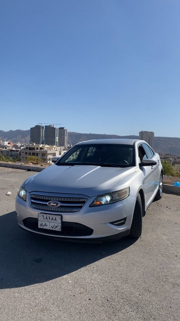 السلام وعليكم
فورد توريس 2011
بيها قطعه صبغ باب الخلف
السياره سعرها 110
عليها 25 ورقه غرامه تنزل من السعر
واذا اكو سياره مراوس حسب القناعه
***********
