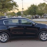 سبورتج :2017 ماشية 98 mil  محرك :2400  انضمت قيادة  مانع انحدار  حساسا...