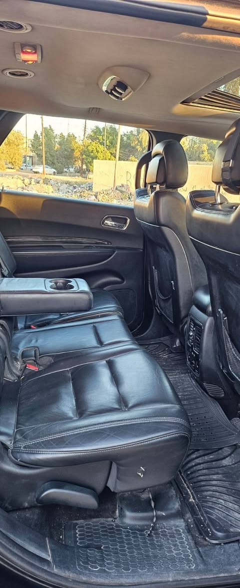 دورنكو 14 فول لمتيد بغداد بسمي هزه ورقم جديد 
حادث جاملغ وبنيد ونصبغ جاملغ لثاني ملاون 
عيوني يمك سونارافحص سياره قديمه متطلع صور حادث
مكانها بغداد زعفرانيه 
السعر 172 ورقه مجال بسيط سياره شوفها وافحص لتسالني ماخذها جديد وذني المصبوغات شوفها وتشلع عيني
***********
***********
,المواصفات 
بصمه تشغيل وابواب 
فتحه سلايد 
شاشه كبيره 
دمام صوت الباين 
حساس خلفي
كاميرا 
تحكمات فول 
3 قطع تبريد
7 راكب 
صندوك كهرباء 
كير ماوس طياره 
محرك 3600
محدث البجم 
خزن كشنات ميموري 
كشنات جلد وتدفئه 
تغشيل عن بعد 
فور ويل 
وباقي المواصفات وبل خير عل مشتري
