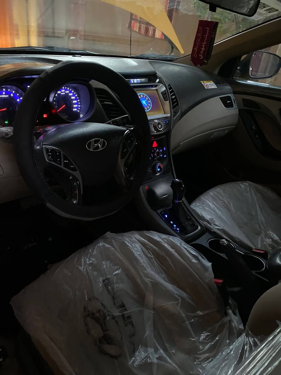 للبيع موديل 14شكل 16 أمريكي جاهزه مكينه 2000 كير حداديه تخم تاير تبريد سياره جاهزه حادثها جاملغ وبنيد بسمي هزه جديده رقم بغداد دولي مصفره هيئه وغرامات مكاني ناصريه سوق الشيوخ السعر 105 وبيها مجال بخدمتك ***********
