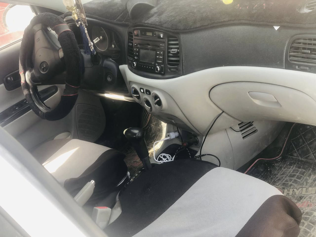 اكسنت موديل 2009 محرك 16 استفسار عل رقم***********
