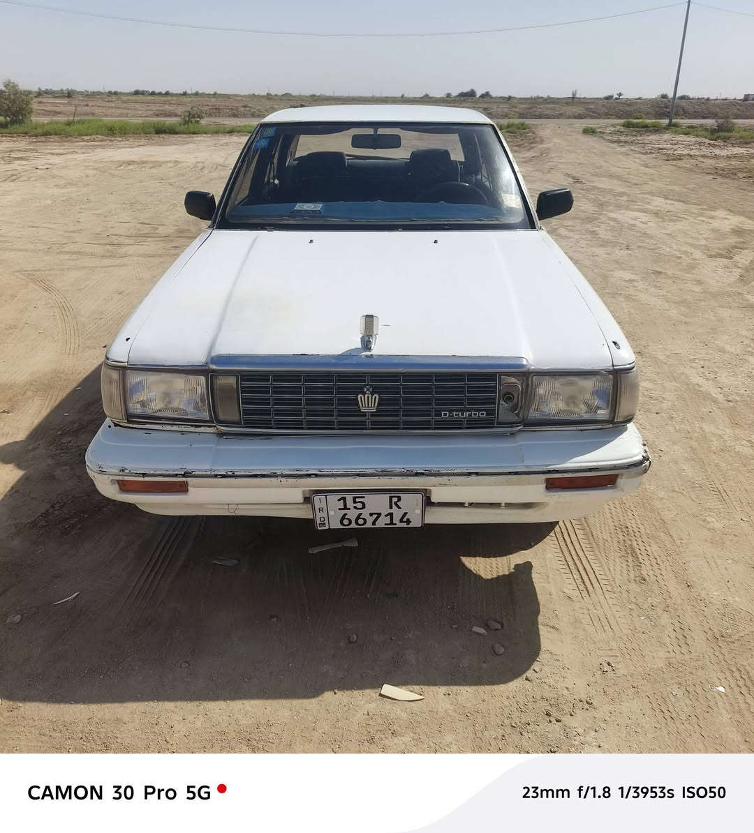 السلام عليكم 
سيدان موديل 90 أيسر بلاد مكينة وگير 2500 ديلكو
تخم تاير السيارة بأسمي سنوية لل28 
السعر 42 وبيها مجال المكان الناصرية 
*********** متواجد واتساب
