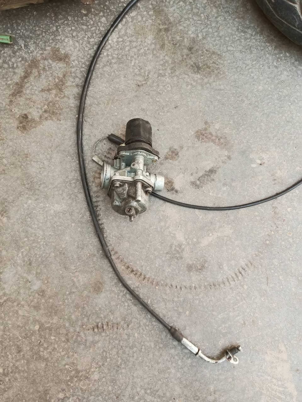 سلام عليكم موجود كابريتر تجاري درجه اولى بطه خط واحد مع واير بانزين وسوادت بطه وعقل  وتانكي بانزين خلي سعرك ودخلك خاص


**إذا كنت صاحب هذا الإعلان وتريد حذفه لأي سبب، رجاءا أرسل رسالة إلى الدعم الفني**