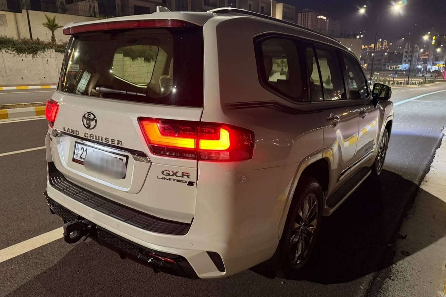 تۆیۆتا لاندکروز 2025  GXR limited قەپات مواسەفات 
مەکینە 6 بستۆن توین تۆربۆ 
تەنها 7 هەزار کم ڕۆشتووە 
سفری شەریکەی جیهان 
دەعامی بۆ دەعامی بەشەرت 
نوکە دەرزی پێوە نییە 
هیچ مەسرەفێکی تێدا نییە 
تازە رەقەم کراوە 

سعر: لە کۆمێنت داوای بکە ڕاستەوخۆ بۆت دێت 🤖 

سەیارەکە سفرە هەموو گیانی بەشەرت 

ژمارەی خاوەنەکەی 
***********
وەتسئاپ
